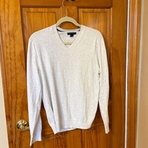 Banana Republic Men's Light Gray V-Neck Sweater Size Medium